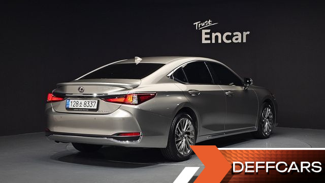 Lexus ES Executive купить на сайте DeffCars