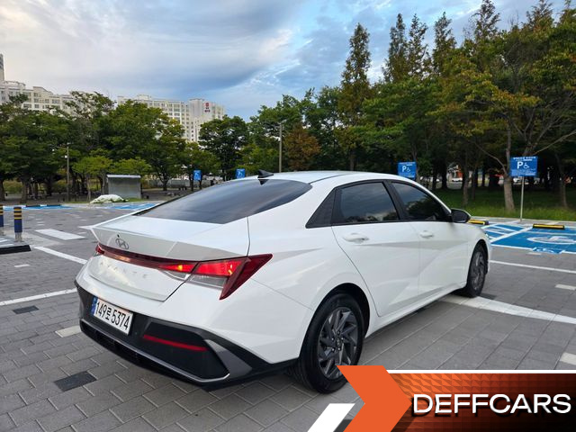 Hyundai AVANTE 1.6 Modern купить на сайте DeffCars