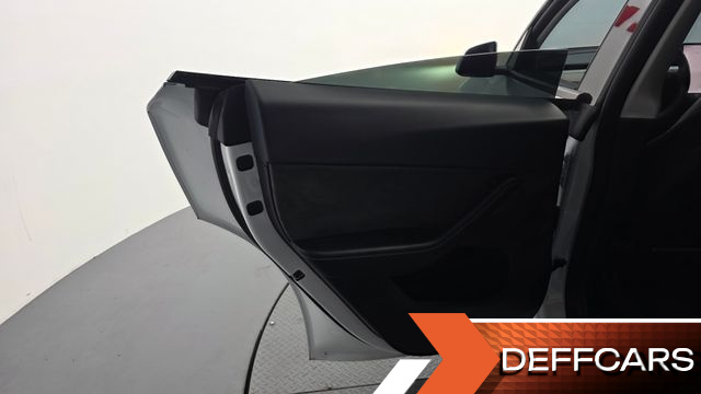 Tesla MODEL Y Long Range AWD купить на сайте DeffCars