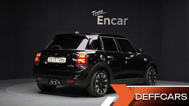 Mini COOPER 5Door HIGH 3rd купить на сайте DeffCars