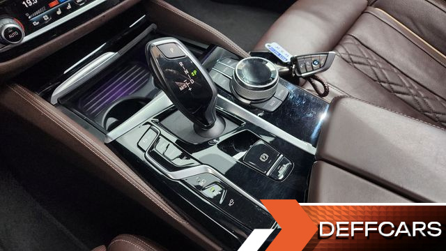 BMW 5-SERIES 530e M Sport купить на сайте DeffCars