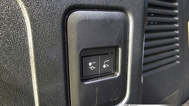 Land Rover DEFENDER 130 D300 X-Dynamic HSE купить на сайте DeffCars