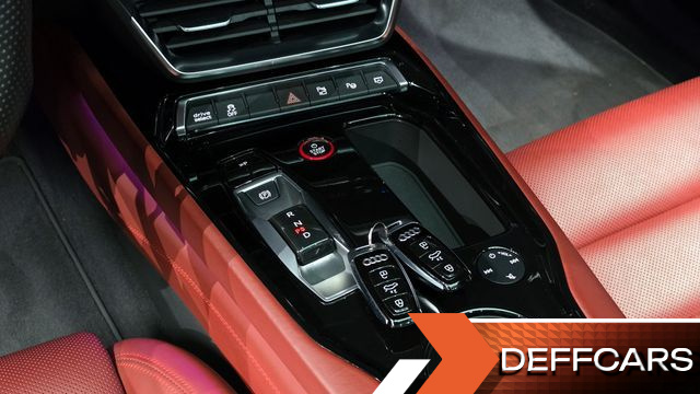 Audi E-TRON GT GT quattro Premium купить на сайте DeffCars