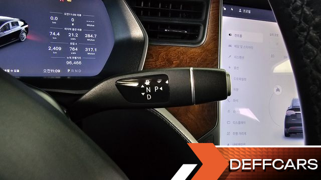 Tesla MODEL X Long Range купить на сайте DeffCars