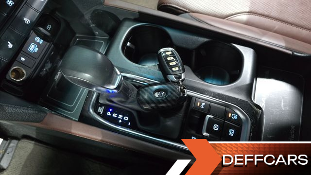 Hyundai SANTAFE Diesel 2.2 4WD Inspiration купить на сайте DeffCars