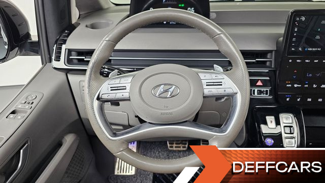 Hyundai STARIA L3.5 Lounge 7-Seater Mobility купить на сайте DeffCars