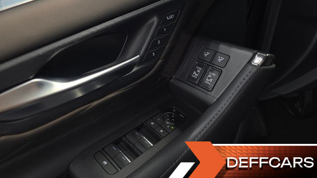 Toyota ALPHARD 2.5 HEV Executive AWD купить на сайте DeffCars