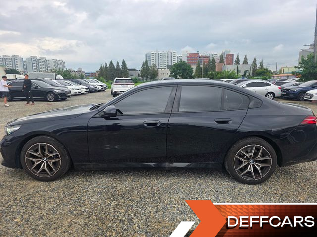 BMW 5-SERIES 520i M Sport купить на сайте DeffCars