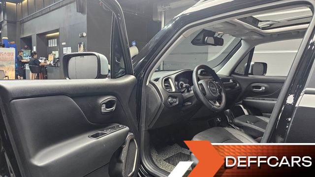 Jeep RENEGADE 1.3 Limited купить на сайте DeffCars