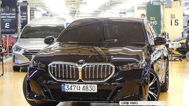 BMW 5-SERIES 530i xDrive M Sport купить на сайте DeffCars