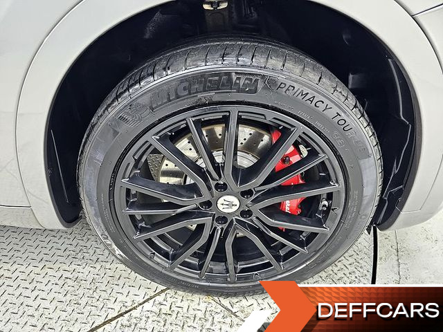 Maserati LEVANTE 3.0 AWD GranSport купить на сайте DeffCars