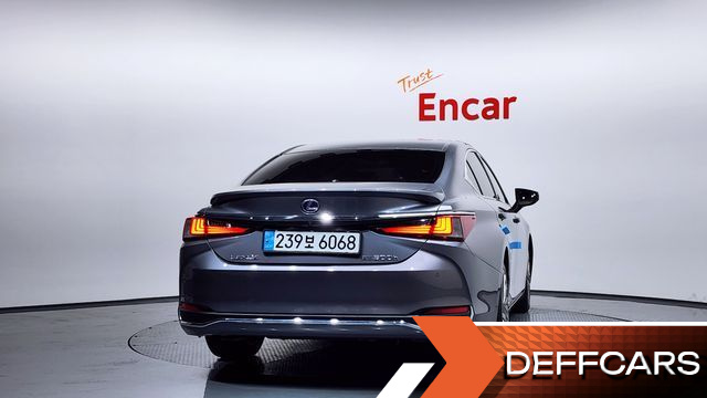 Lexus ES Executive купить на сайте DeffCars
