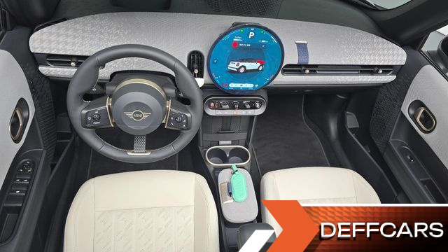 Mini COOPER CONVERTIBLE Favoured купить на сайте DeffCars