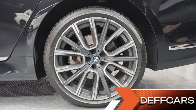 BMW 7-SERIES 740Li xDrive M Sport Package купить на сайте DeffCars