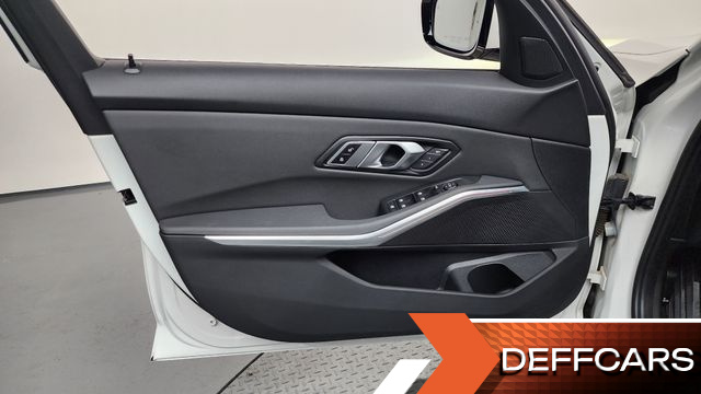 BMW 3-SERIES 320i купить на сайте DeffCars