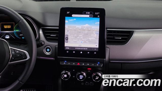 Renault ARKANA 1.6 E-TECH Iconic купить на сайте DeffCars