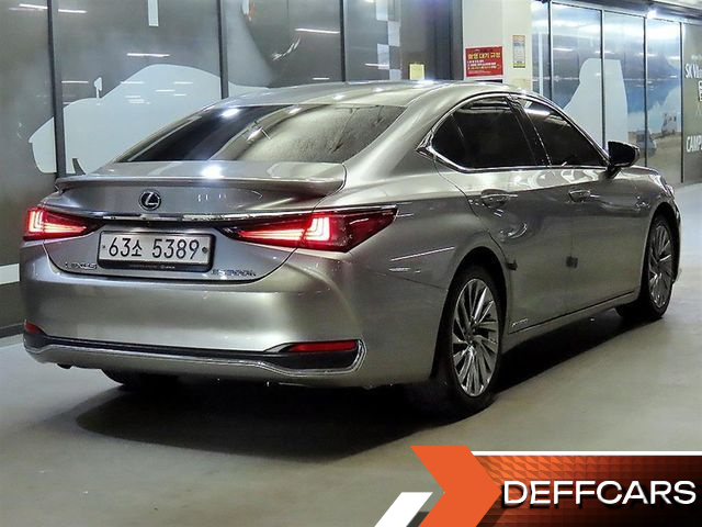 Lexus ES Luxury Plus купить на сайте DeffCars