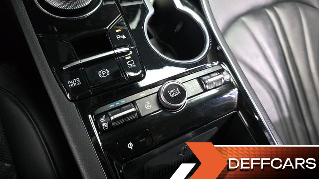 Kia K5 Signature купить на сайте DeffCars