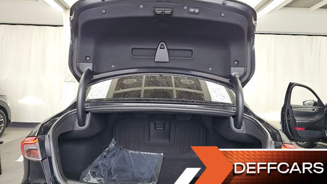 Hyundai GRANDEUR 2.5 Premium Choice купить на сайте DeffCars