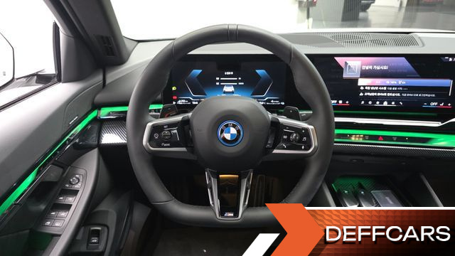 BMW 5-SERIES 530e xDrive M Sport купить на сайте DeffCars