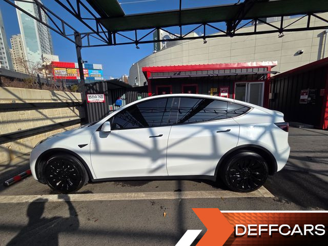 Tesla MODEL Y Long Range AWD купить на сайте DeffCars