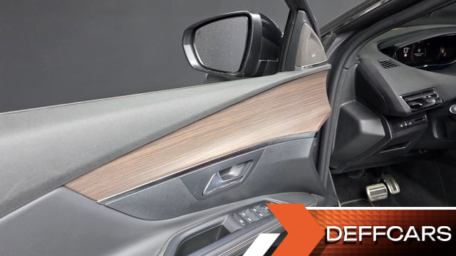 Peugeot 5008 1.2 Pure Tech GT купить на сайте DeffCars