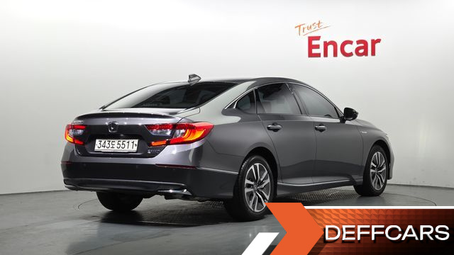 Honda ACCORD 2.0 Hybrid Touring купить на сайте DeffCars