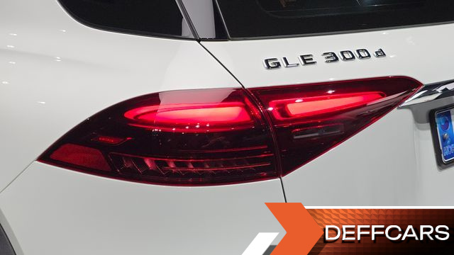 Mercedes GLE-CLASS GLE300d 4MATIC купить на сайте DeffCars