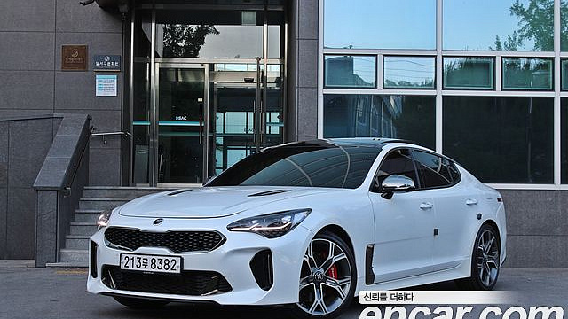 Kia STINGER 3.3 Turbo AWD GT купить на сайте DeffCars