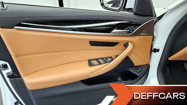 BMW 5-SERIES 520i Luxury купить на сайте DeffCars
