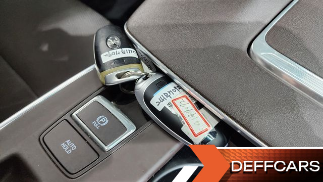 Hyundai GRANDEUR 2.5 Premium Choice купить на сайте DeffCars