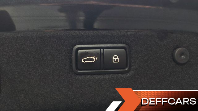 Genesis G70 2.0T Elite купить на сайте DeffCars