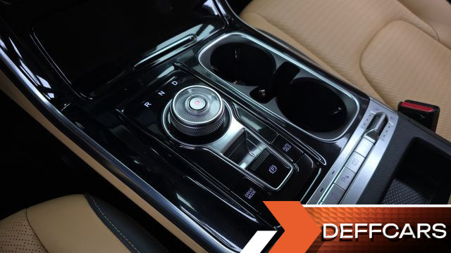 Kia CARNIVAL Gasoline 9-Seater Noblesse купить на сайте DeffCars