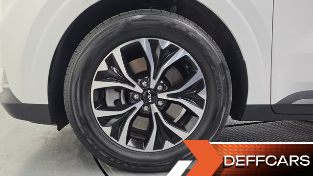 Kia CARNIVAL 9-Seater Prestige купить на сайте DeffCars
