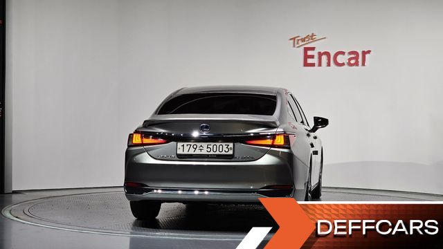 Lexus ES Supreme купить на сайте DeffCars
