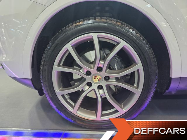 Porsche CAYENNE 3.0 E-HYBRID PLATINUM EDITION купить на сайте DeffCars