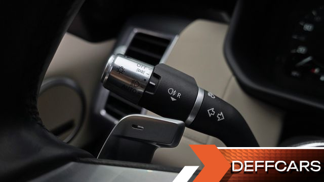 Land Rover DISCOVERY D250 SE купить на сайте DeffCars