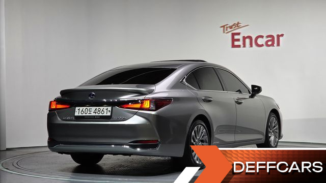Lexus ES Luxury Plus купить на сайте DeffCars