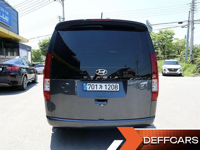 Hyundai STARIA L3.5 Tourer 11-Seater Modern купить на сайте DeffCars