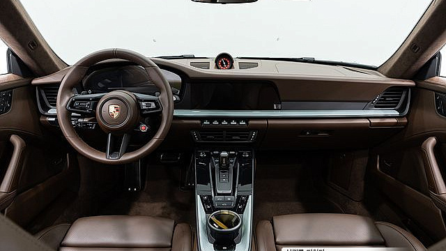 Porsche 911 Carrera 4 GTS купить на сайте DeffCars