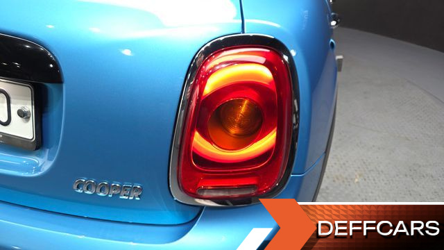 Mini COOPER 5Door Standard 3rd купить на сайте DeffCars