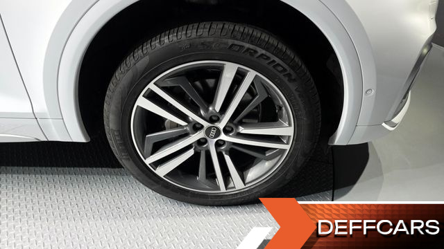 Audi Q5 45 TFSI Quattro Premium купить на сайте DeffCars