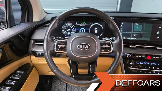 Kia CARNIVAL 9-Seater Noblesse купить на сайте DeffCars