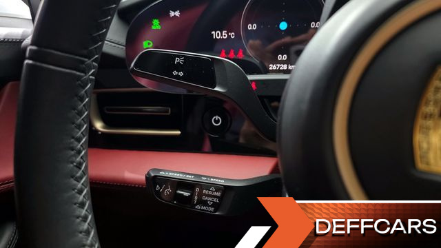 Porsche TAYCAN Base купить на сайте DeffCars