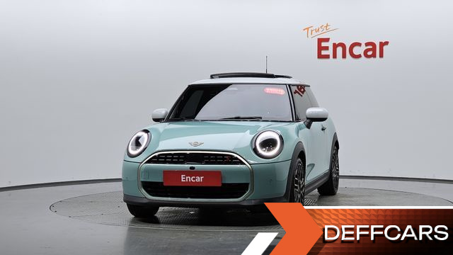 Mini COOPER Favoured купить на сайте DeffCars