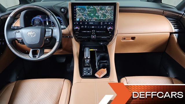 Toyota ALPHARD 2.5 HEV Executive AWD купить на сайте DeffCars