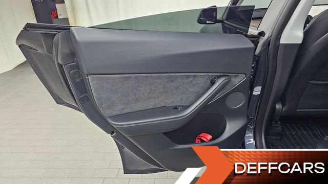 Tesla MODEL Y Long Range AWD купить на сайте DeffCars