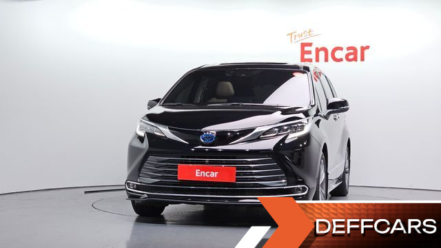 Toyota SIENNA 2.5 Hybrid 2WD купить на сайте DeffCars