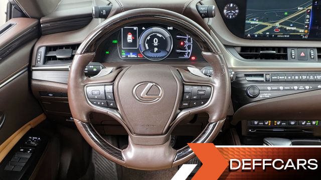 Lexus ES Luxury Plus купить на сайте DeffCars
