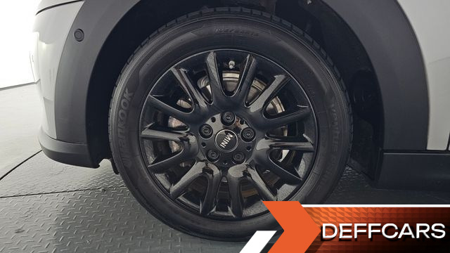 Mini COOPER 5Door Classic Third Generation купить на сайте DeffCars